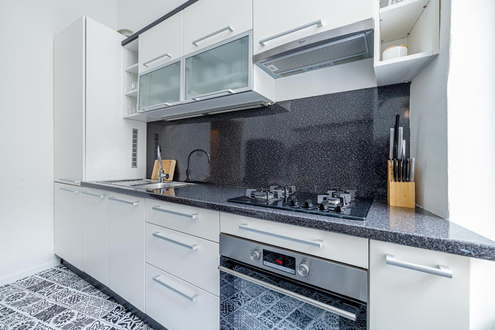 Newly Renovated Apartment In The Old Town 布拉迪斯拉发 外观 照片